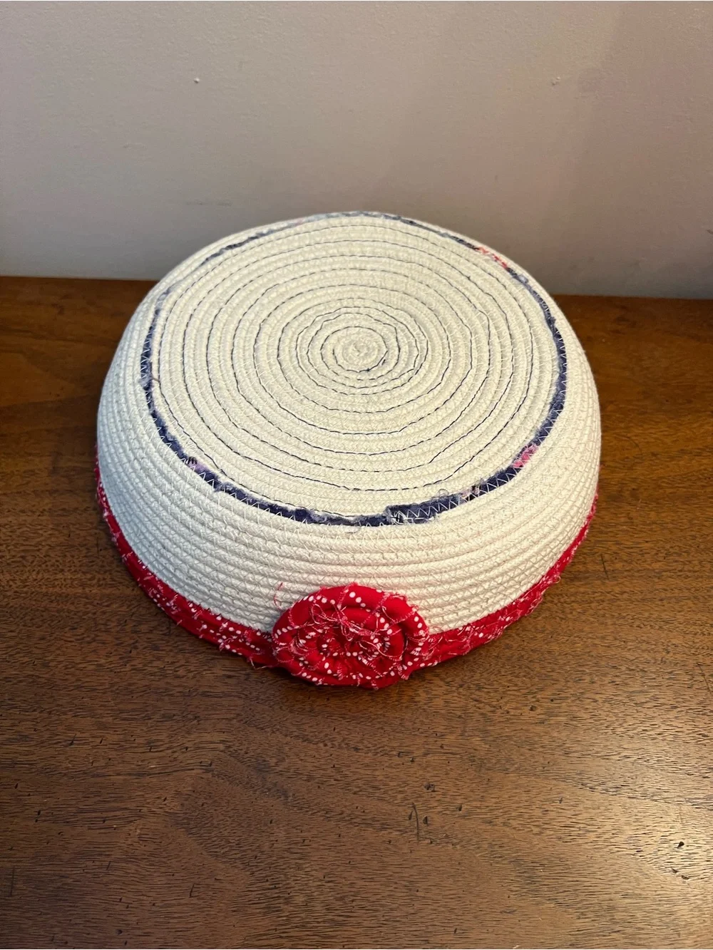 Handwoven Rope Fish Motif Bowl - Red & Navy